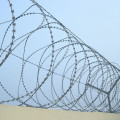 Alto / baixo Hot-DIP Galvanized Razor Barbed Wire